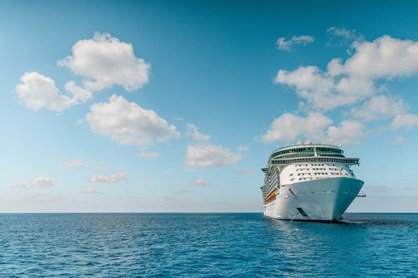 How to ensure dietary restrictions are accommodated on a UK cruise?